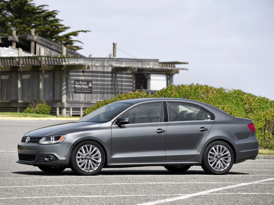  Volkswagen Jetta 2010 года  (US) (фото 14 из 52)